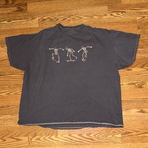 oversized skeleton tee